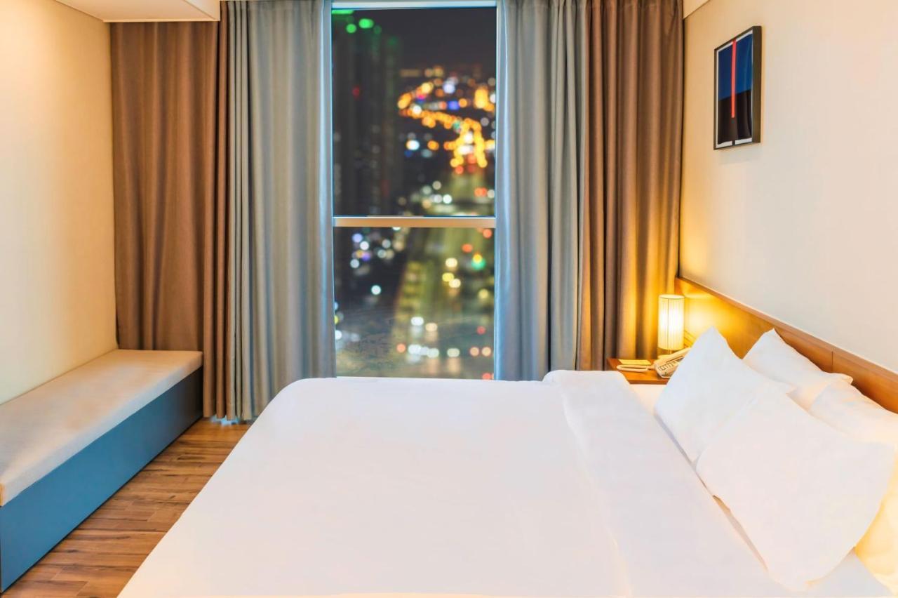 J One Hotel Cheongju Exterior photo