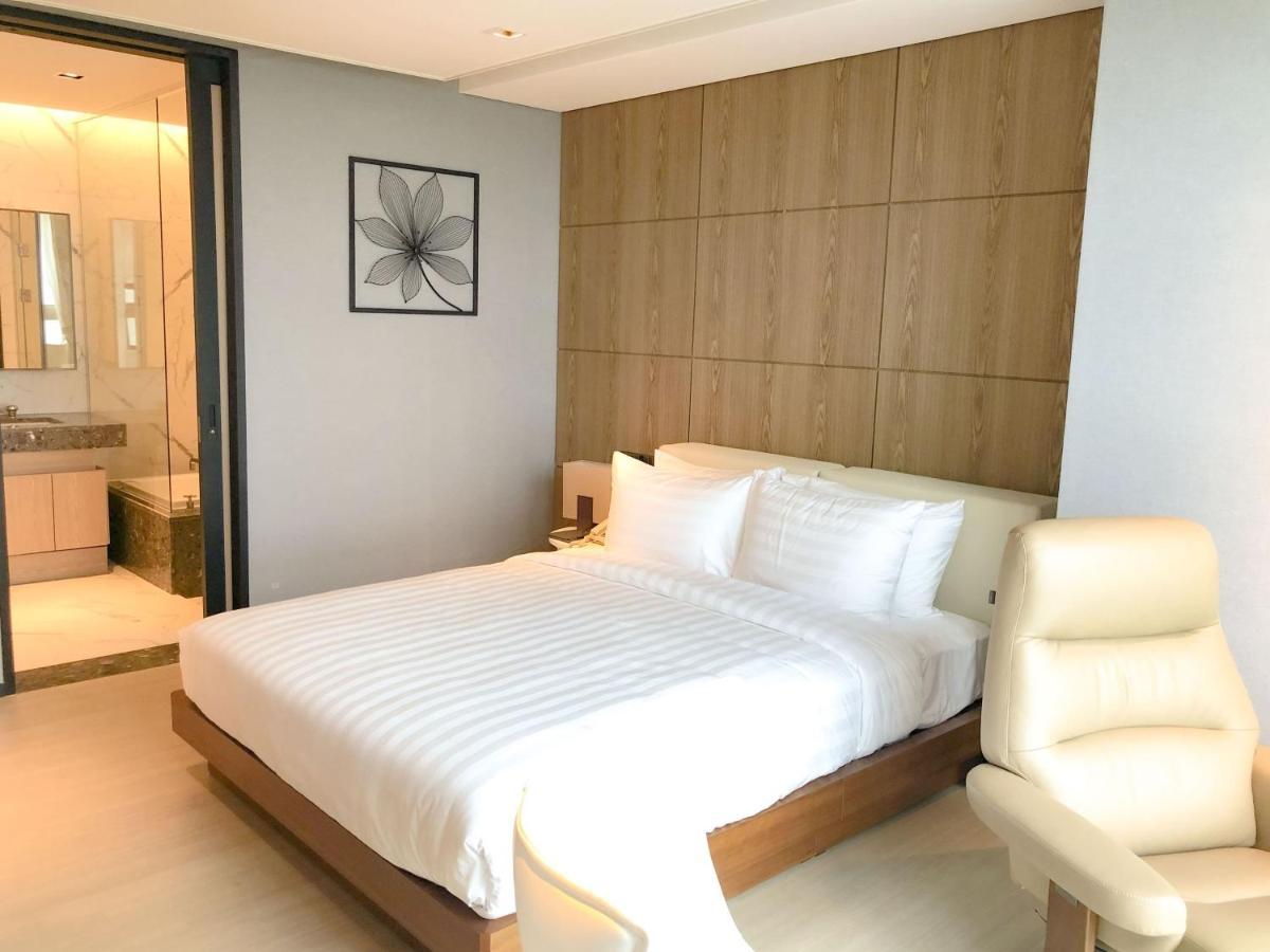 J One Hotel Cheongju Exterior photo
