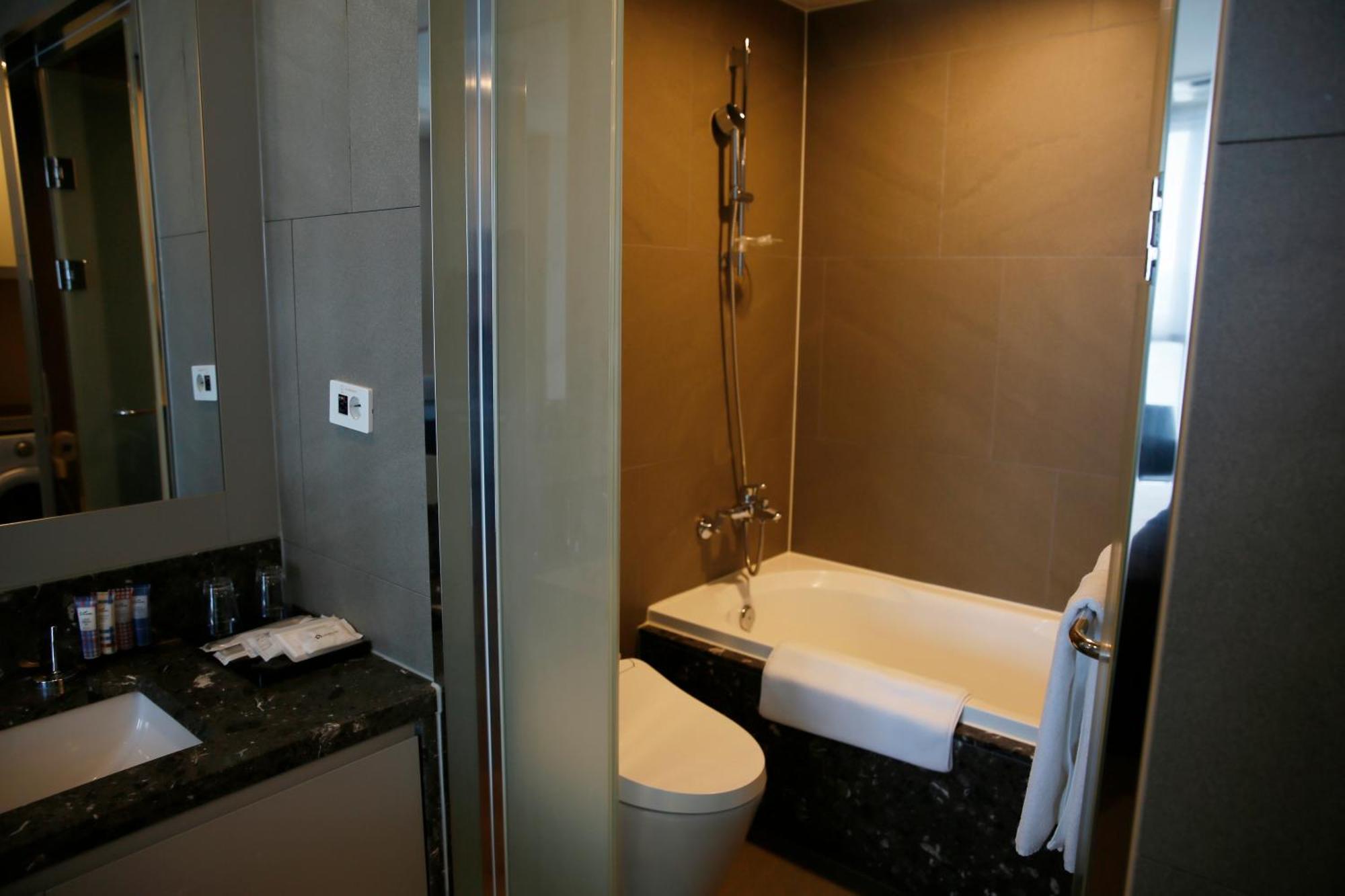 J One Hotel Cheongju Exterior photo