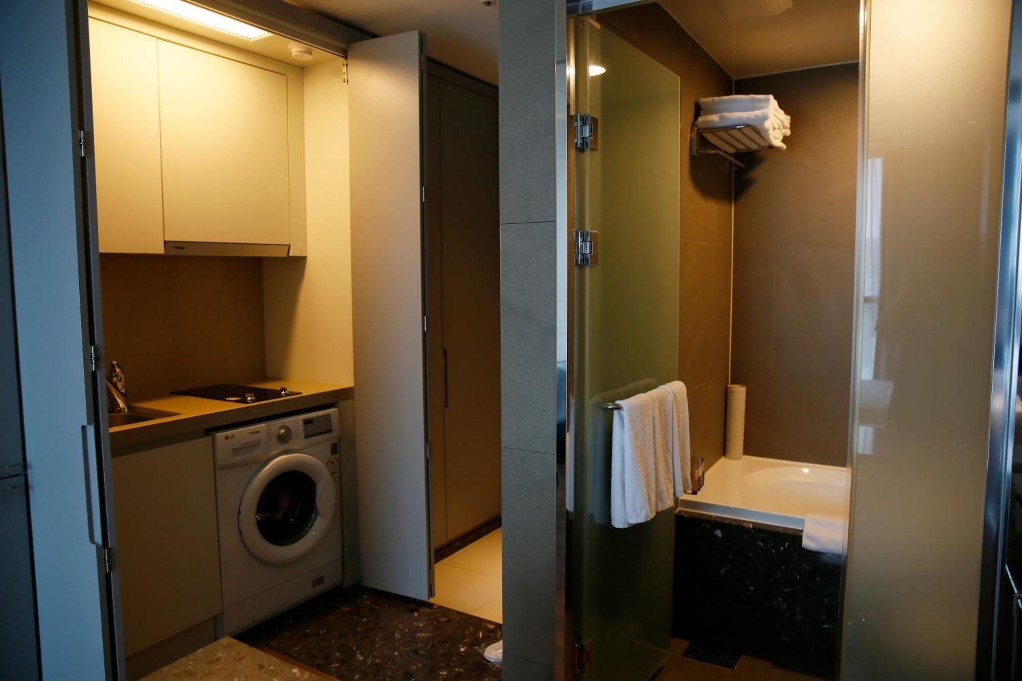 J One Hotel Cheongju Exterior photo