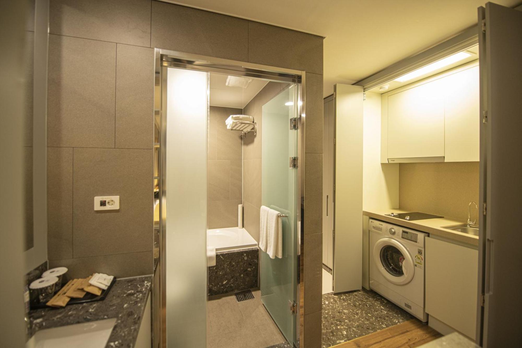 J One Hotel Cheongju Exterior photo